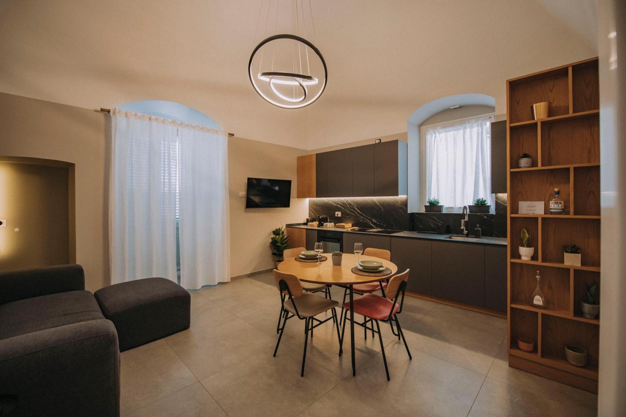 Sea Glow - Luxury Apartment ビシェーリエ エクステリア 写真